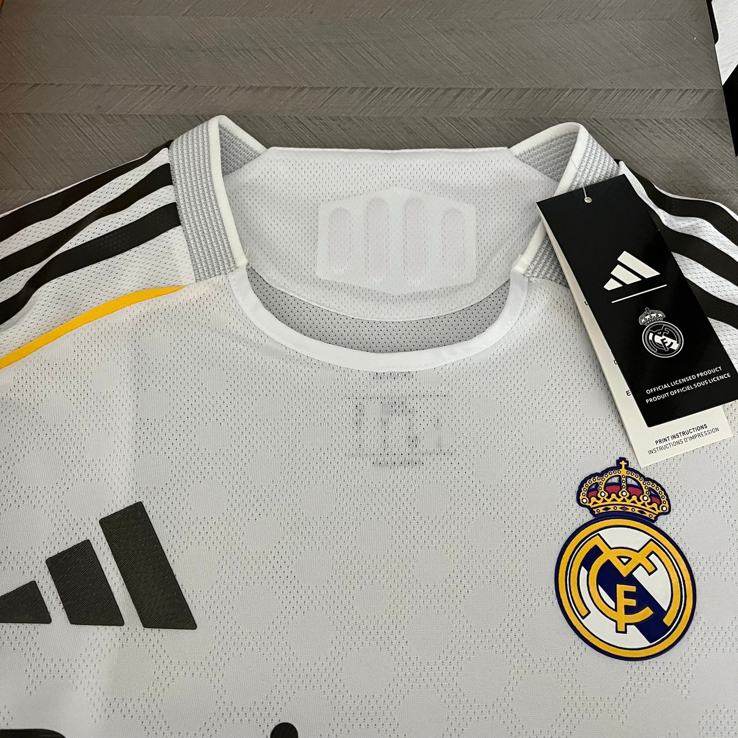 Men's Real Madrid 25-26 Home Soccer Jersey - Player